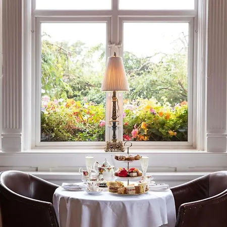 Scholars Townhouse Hotel 3*